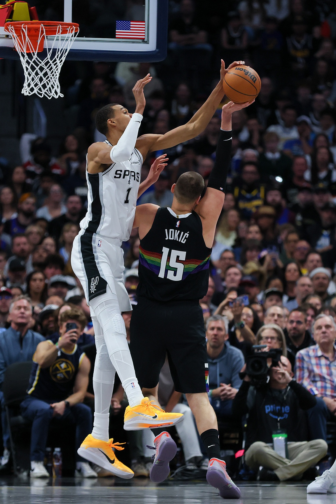 世界杯手机直播软件-巴爷：我认为文班将是下一个解锁乔丹成就的球员 拿到MVP和DPOY